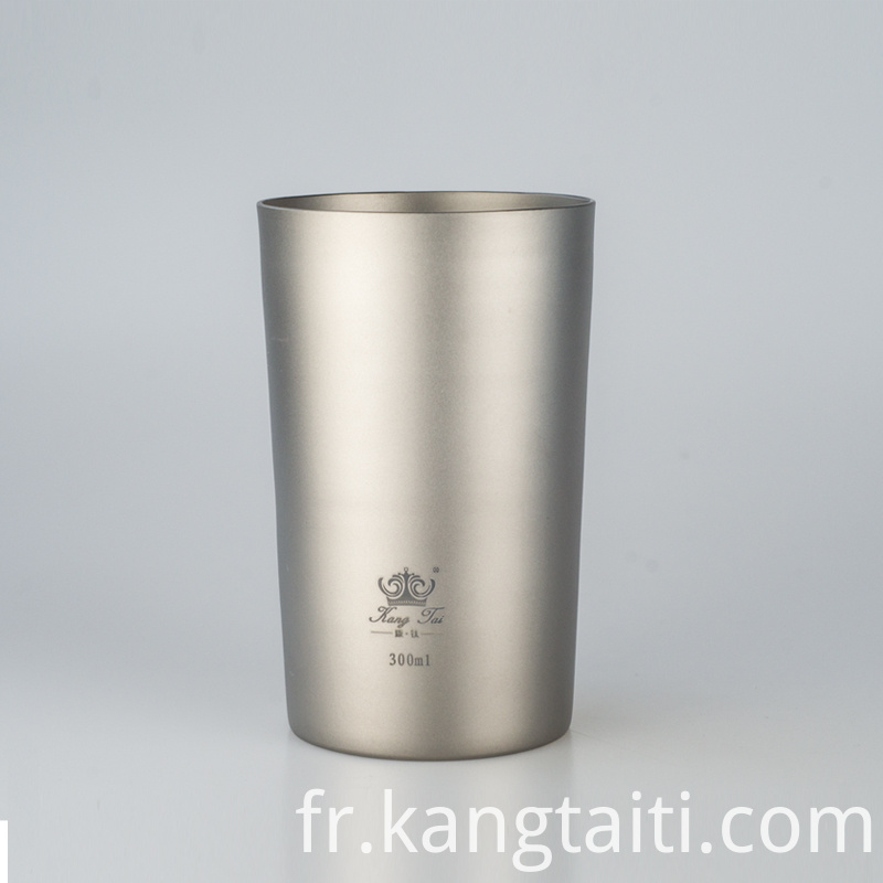Gobelet en titane pur Pure Titanium Drinking Cup